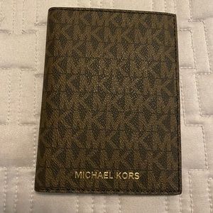 Michael Kors passport case